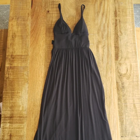 Victoria's Secret | Dresses | Gorgeous Easy Vs Maxi Dress With Built In Bra  Xs | Poshmark